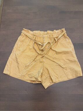 Liz Claiborne Mustard Yellow Striped Paperbag Shorts Size 10